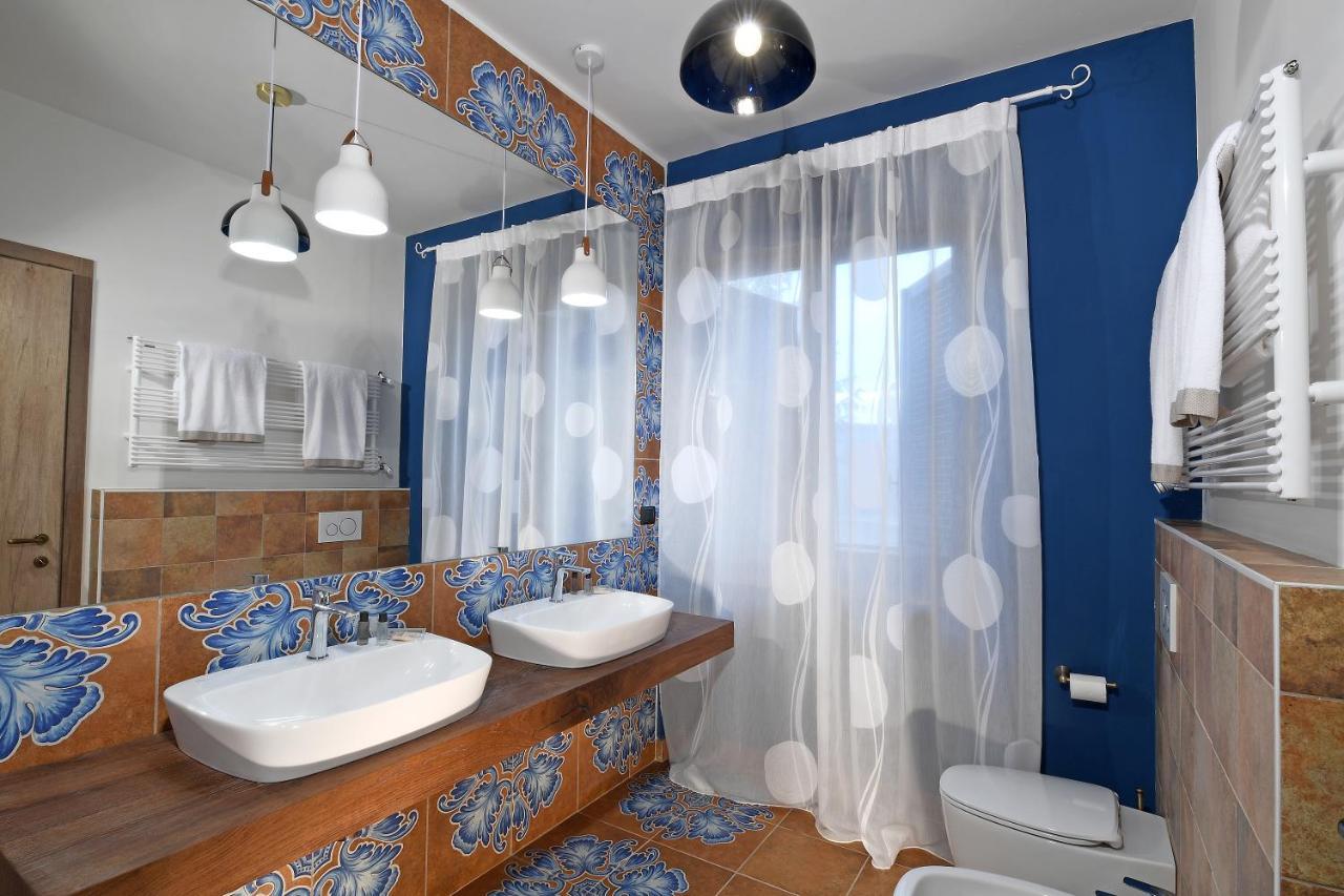 Panoramic Villa Garassino - Country Rooms And Fine Restaurant Treiso Exteriér fotografie