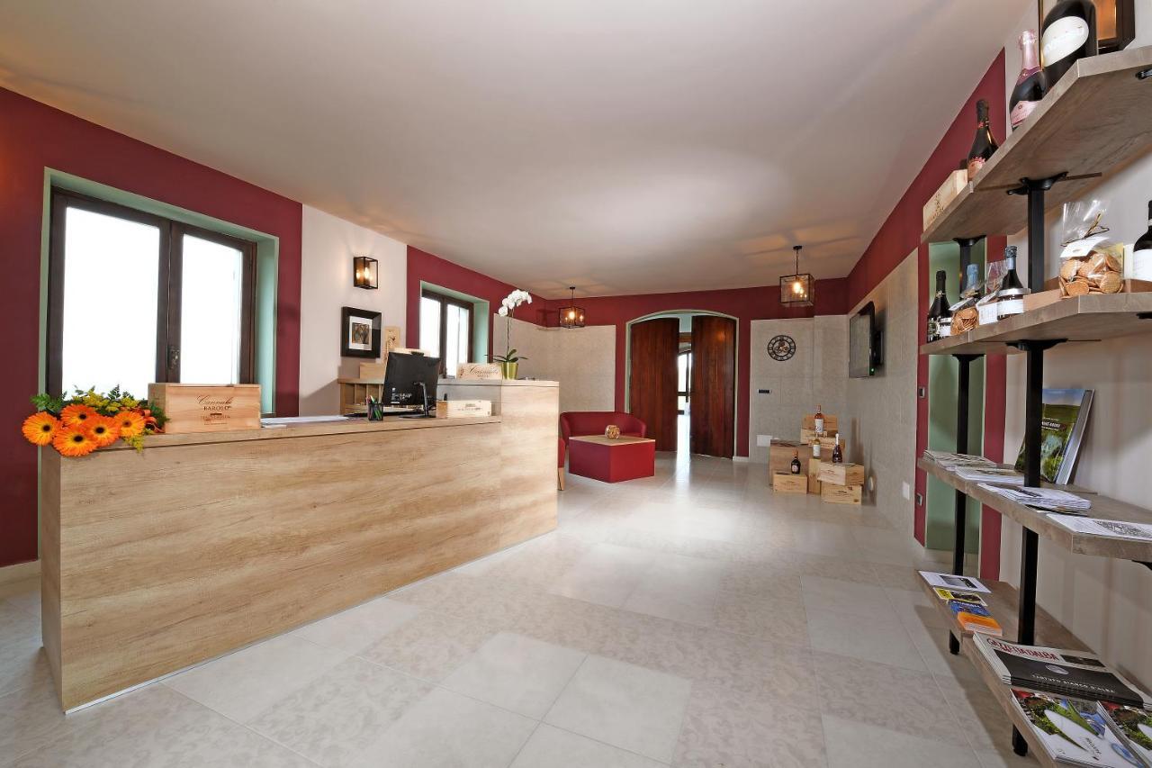 Panoramic Villa Garassino - Country Rooms And Fine Restaurant Treiso Exteriér fotografie