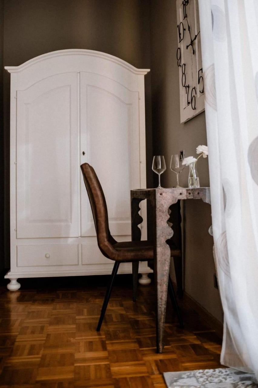 Panoramic Villa Garassino - Country Rooms And Fine Restaurant Treiso Exteriér fotografie